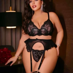 Ruselin Büyük Beden Siyah Dantel Detaylı Jartiyerli İç Giyim Takımı