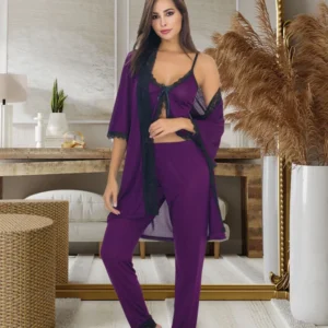 İzabel Mor Dantel Detaylı Sabahlıklı Üç Parça Pijama Gecelik Takımı